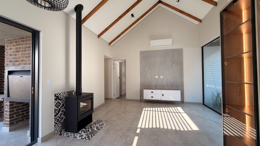 3 Bedroom Property for Sale in Helderzicht Eco Estate North West
